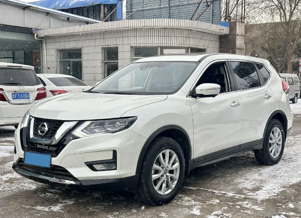 2022 Nissan X-Trail 2.0L 151HP L4 CVT,autocango,china used car exporter,china ev exporter,chinese used car exporter,chinese used ev exporter