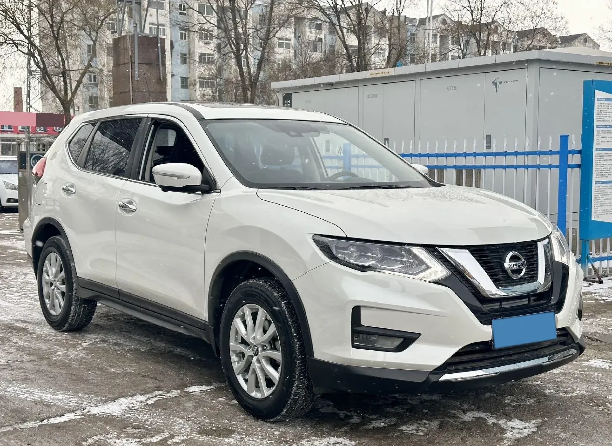2022 Nissan X-Trail 2.0L 151HP L4 CVT,autocango,china used car exporter,china ev exporter,chinese used car exporter,chinese used ev exporter