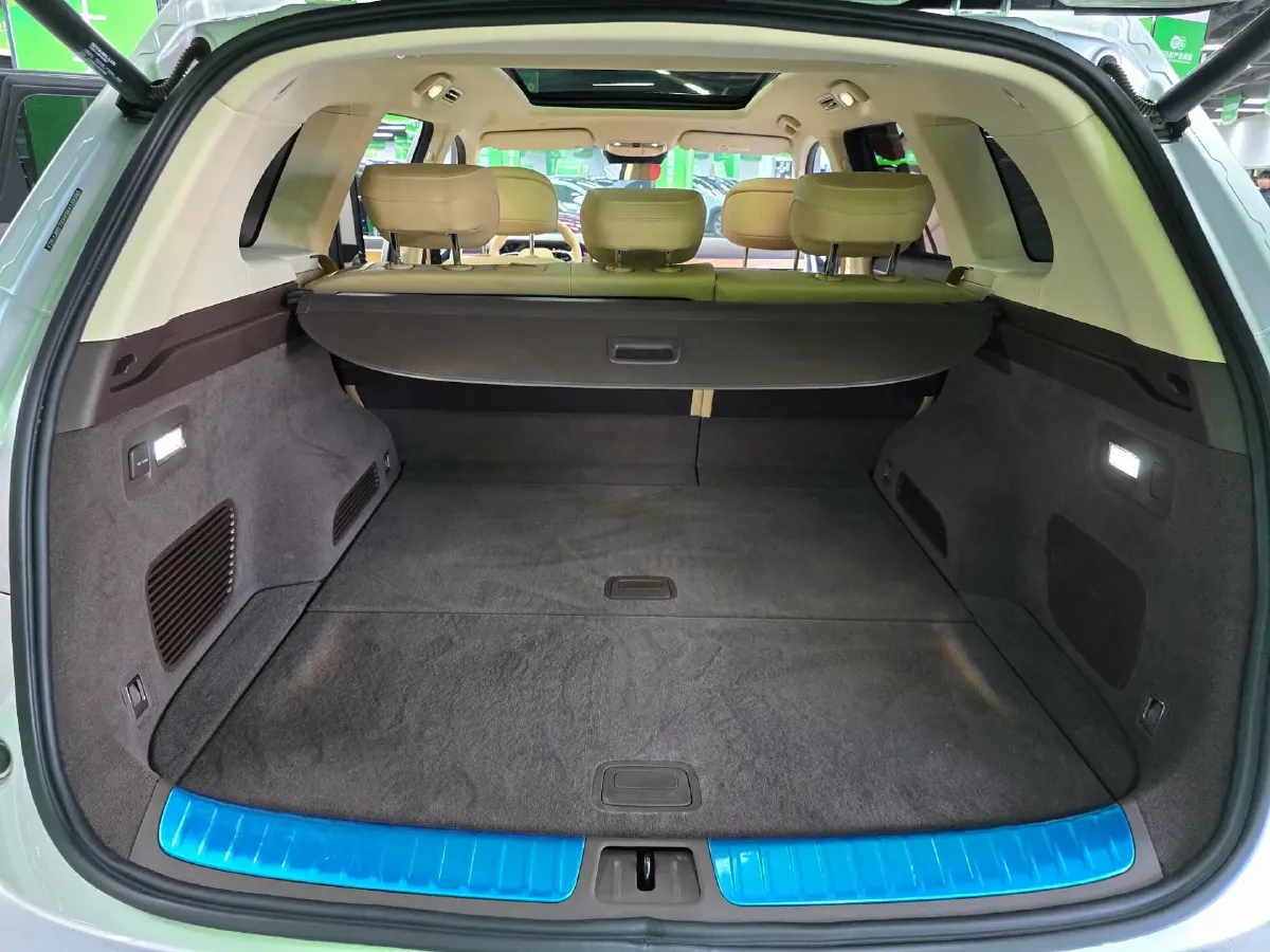 2024 AITO AITO M7 1.5T 152HP L4 REEV 42KWH,autocango,china used car exporter,china ev exporter,chinese used car exporter,chinese used ev exporter