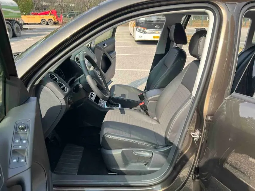 2017 MAXUS T60 2.0T 224HP L4 6AT,autocango,china used car exporter,china ev exporter,chinese used car exporter,chinese used ev exporter