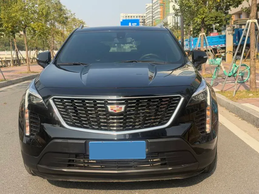 2022 Cadillac XT4 2.0T 237HP L4 9AT,autocango,china used car exporter,china ev exporter,chinese used car exporter,chinese used ev exporter