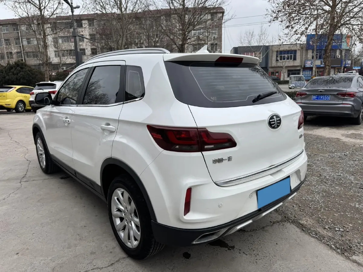 2019 Bestune X40 1.6L 114HP L4 6AT,autocango,china used car exporter,china ev exporter,chinese used car exporter,chinese used ev exporter