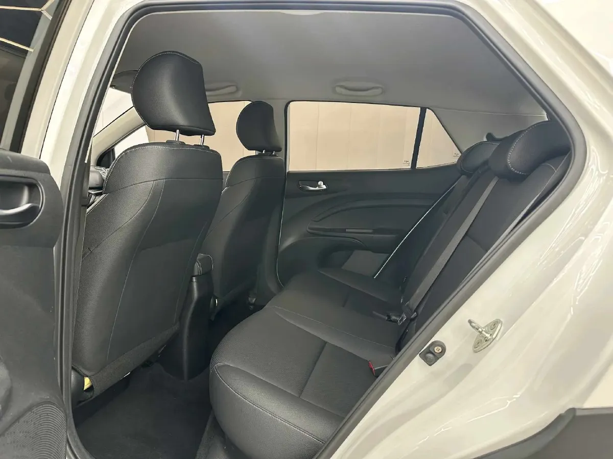 2021 Kia KX1 1.4L 100HP L4 6AT,autocango,china used car exporter,china ev exporter,chinese used car exporter,chinese used ev exporter