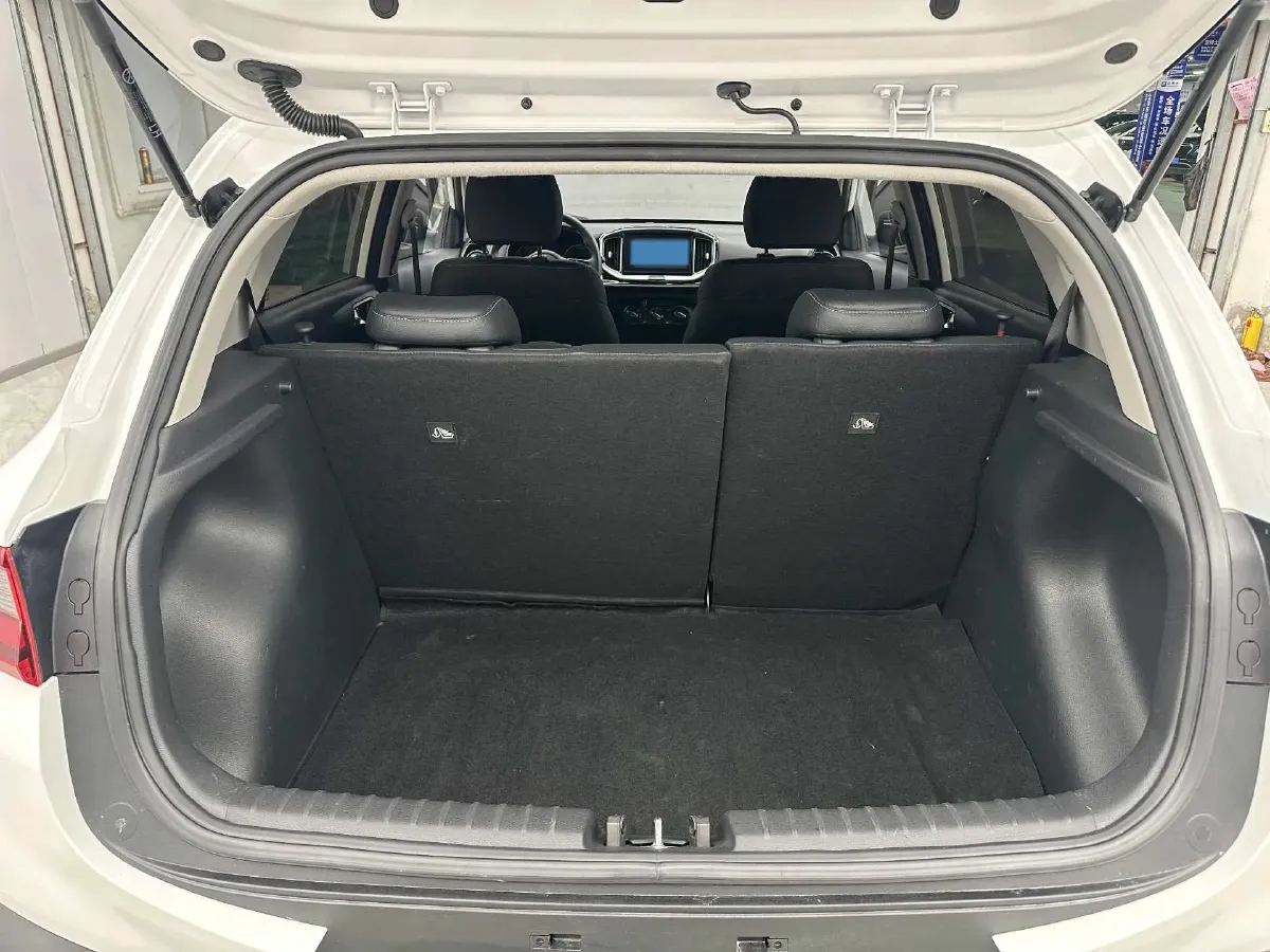 2021 Kia KX1 1.4L 100HP L4 6AT,autocango,china used car exporter,china ev exporter,chinese used car exporter,chinese used ev exporter