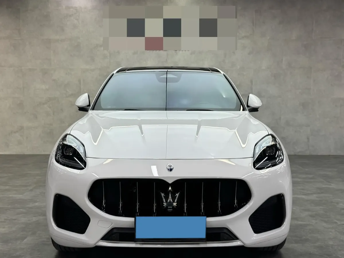 2023 Maserati Grecale 2.0T 300HP L4 8AT,autocango,china used car exporter,china ev exporter,chinese used car exporter,chinese used ev exporter