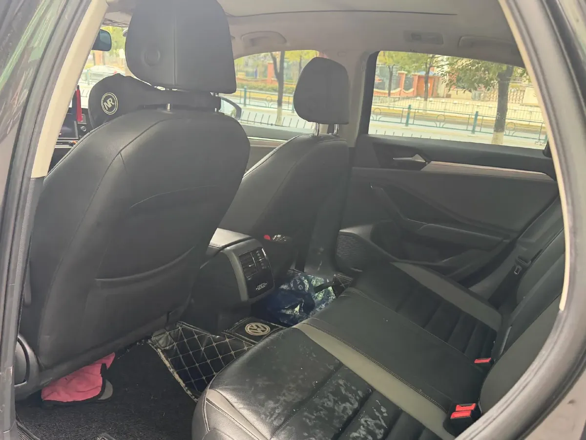 2020 Volkswagen Sagitar 1.2T 116HP L4 7DCT,autocango,china used car exporter,china ev exporter,chinese used car exporter,chinese used ev exporter