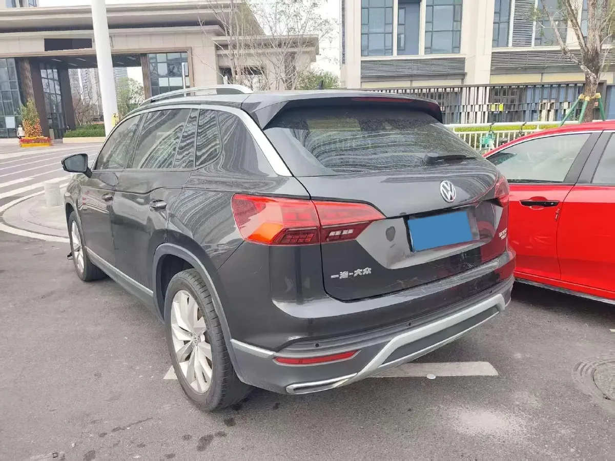 2019 Volkswagen Tayron 2.0T 186HP L4 7DCT,autocango,china used car exporter,china ev exporter,chinese used car exporter,chinese used ev exporter