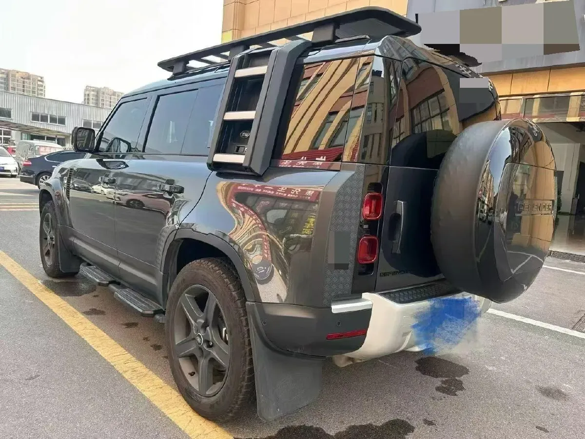 2024 Land Rover Defender 3.0T 400HP L6 8AT,autocango,china used car exporter,china ev exporter,chinese used car exporter,chinese used ev exporter