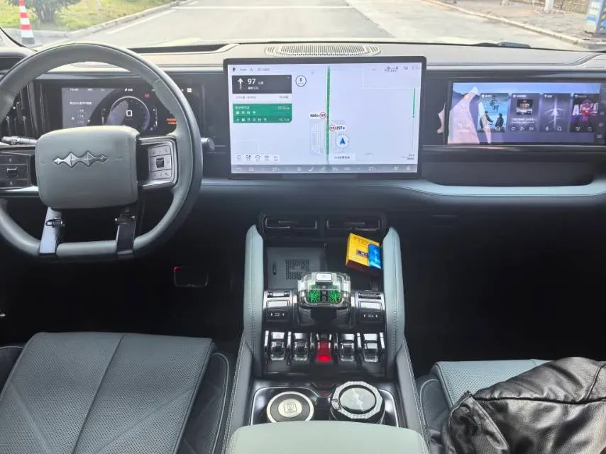 2023 FangChengBao Bao 5 1.5T 194HP L4 E-CVT PHEV 31.8KWH,autocango,china used car exporter,china ev exporter,chinese used car exporter,chinese used ev exporter