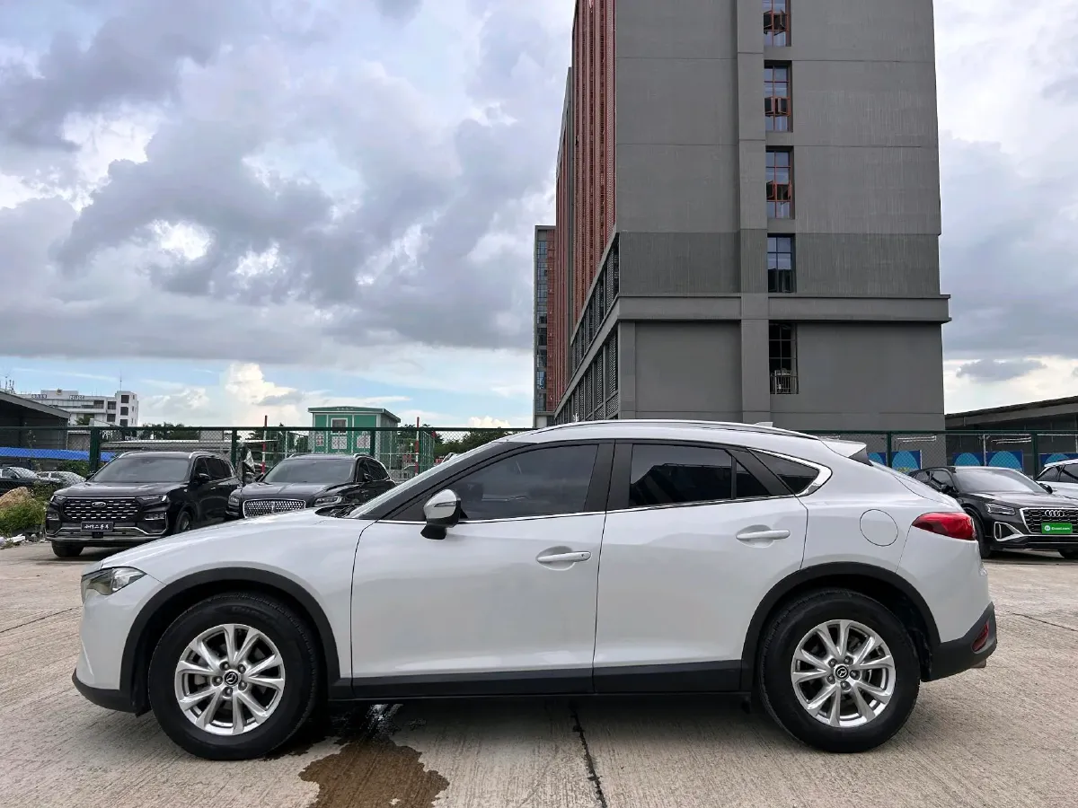 2021 Mazda CX-4 2.0L 158HP L4 6AT,autocango,china used car exporter,china ev exporter,chinese used car exporter,chinese used ev exporter