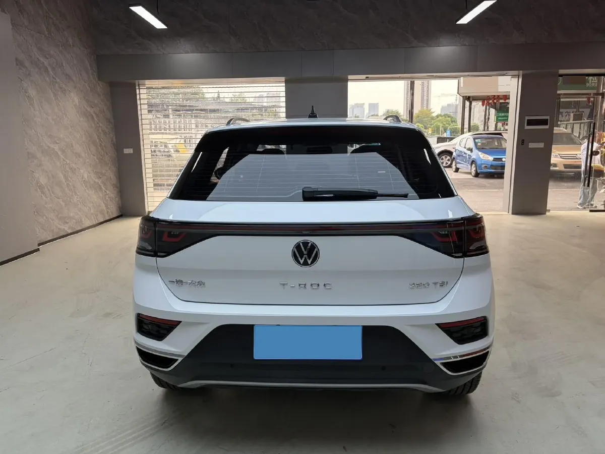 2023 Volkswagen T-Roc 1.4T 150HP L4 7DCT,autocango,china used car exporter,china ev exporter,chinese used car exporter,chinese used ev exporter