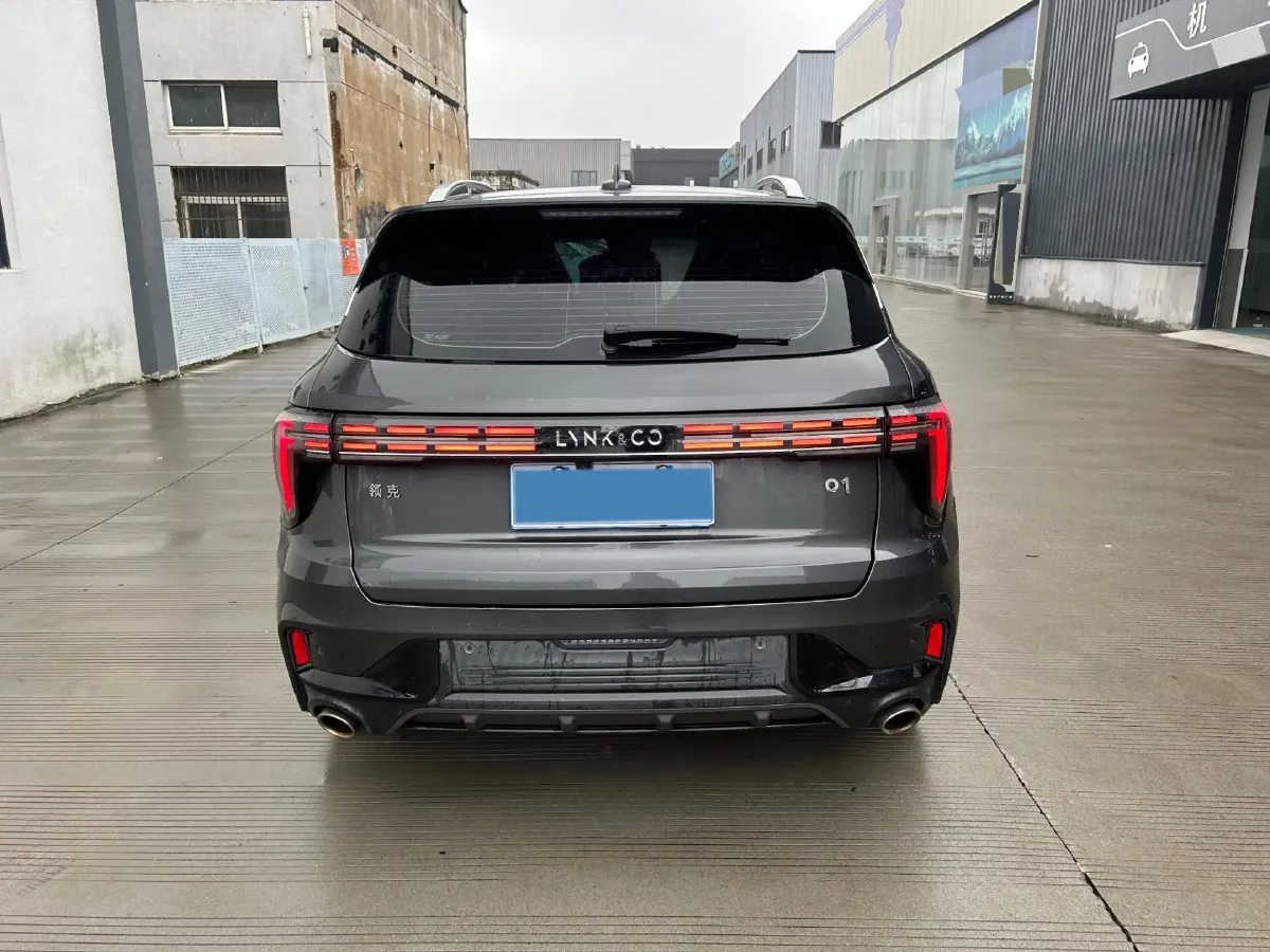 2023 MAXUS Interstellar 2.0T 261HP L4 8AT,autocango,china used car exporter,china ev exporter,chinese used car exporter,chinese used ev exporter