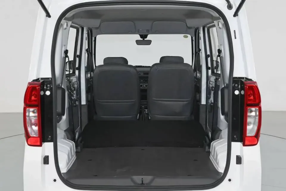 2025 WuLing HongGuang MINI EV BEV 16.2KWH,autocango,china used car exporter,china ev exporter,chinese used car exporter,chinese used ev exporter