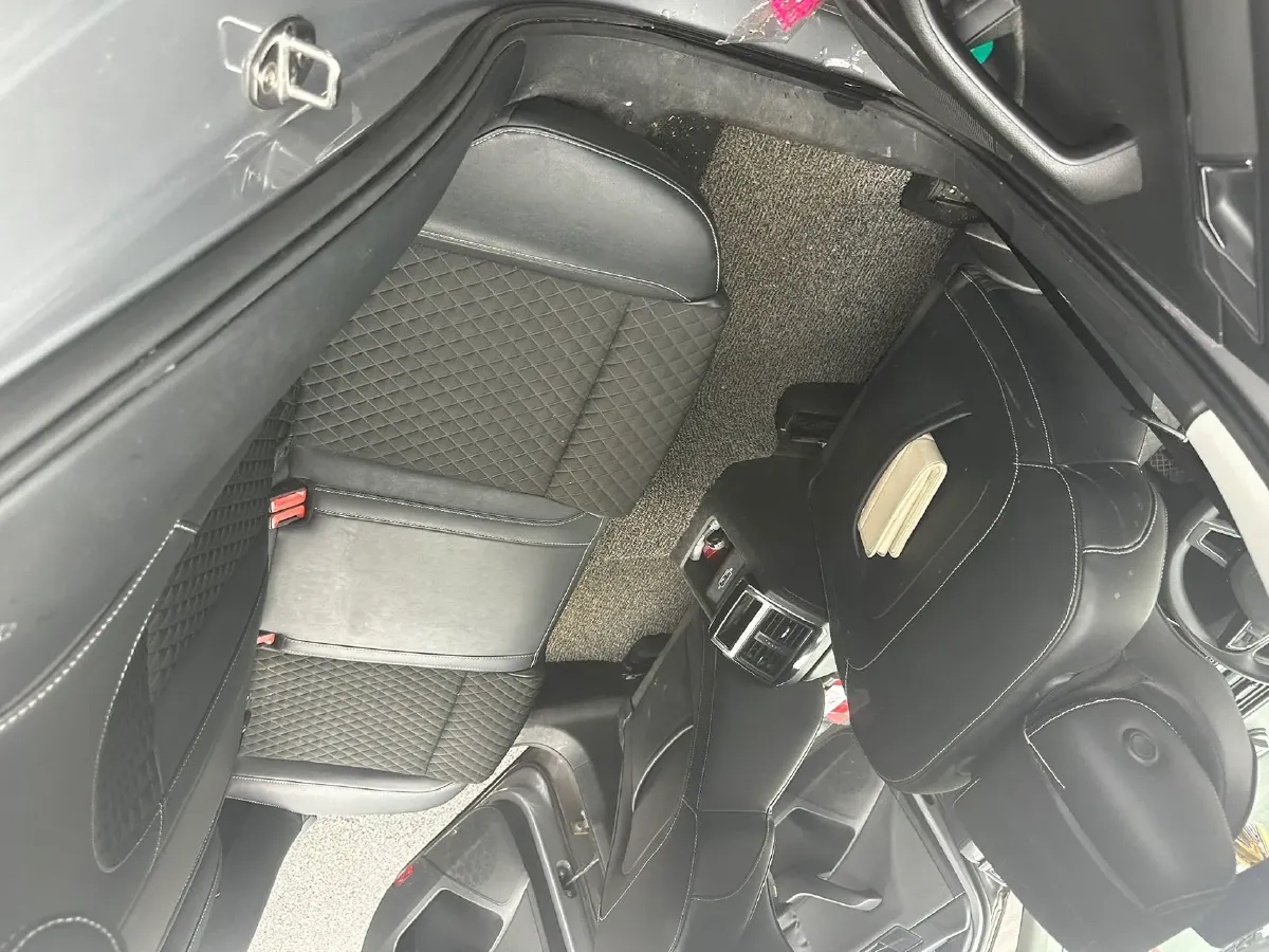 2018 Skoda Superb 1.8T 180HP L4 7DCT,autocango,china used car exporter,china ev exporter,chinese used car exporter,chinese used ev exporter