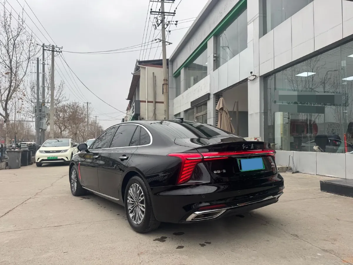 2024 HongQi H5 1.5T 169HP L4 7DCT,autocango,china used car exporter,china ev exporter,chinese used car exporter,chinese used ev exporter