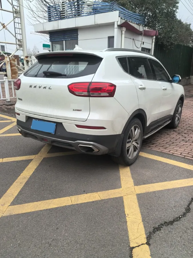 2017 Haval H6 2.0T 197HP L4 7DCT,autocango,china used car exporter,china ev exporter,chinese used car exporter,chinese used ev exporter