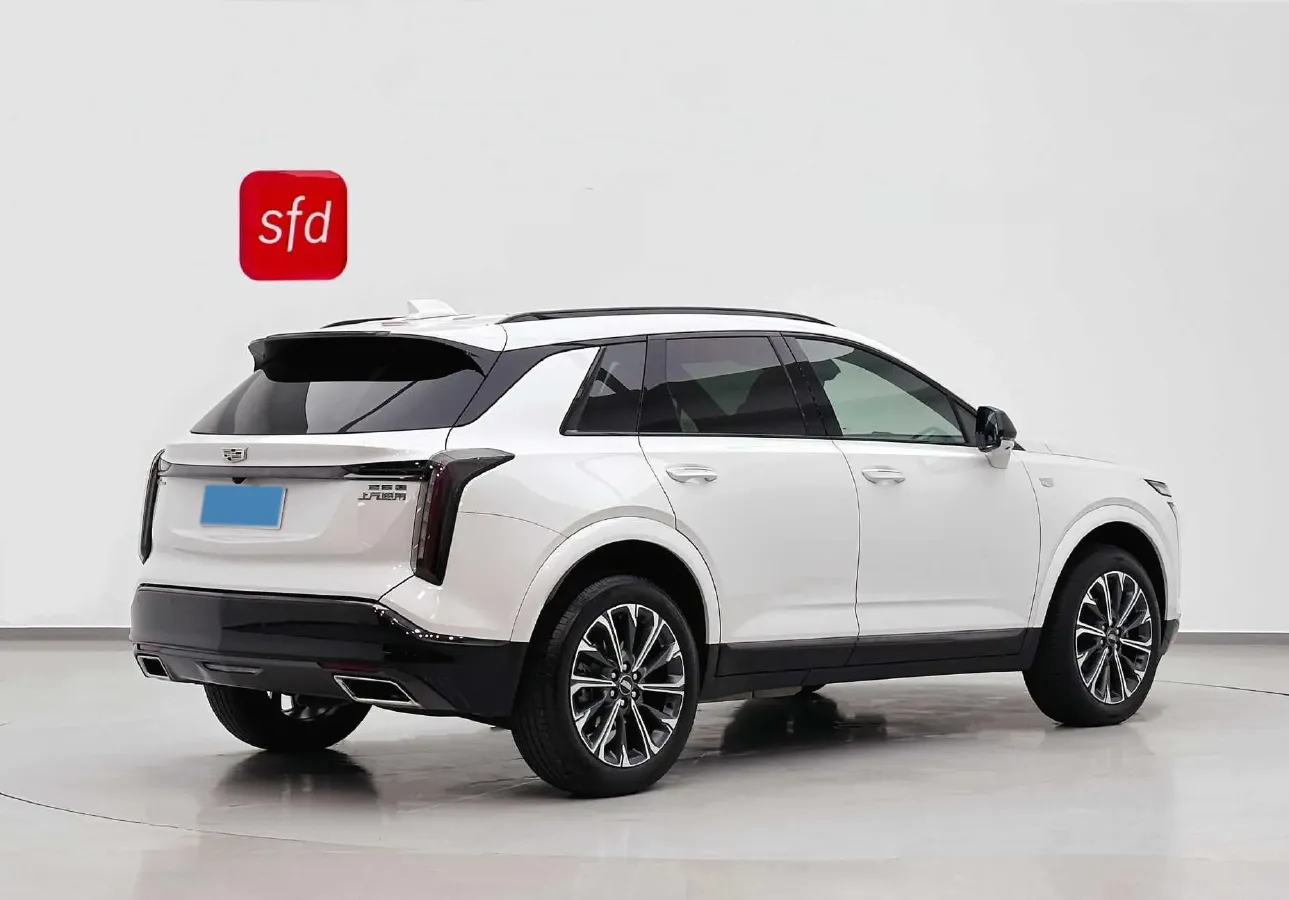 2025 Cadillac XT5 2.0T 237HP L4 9AT,autocango,china used car exporter,china ev exporter,chinese used car exporter,chinese used ev exporter