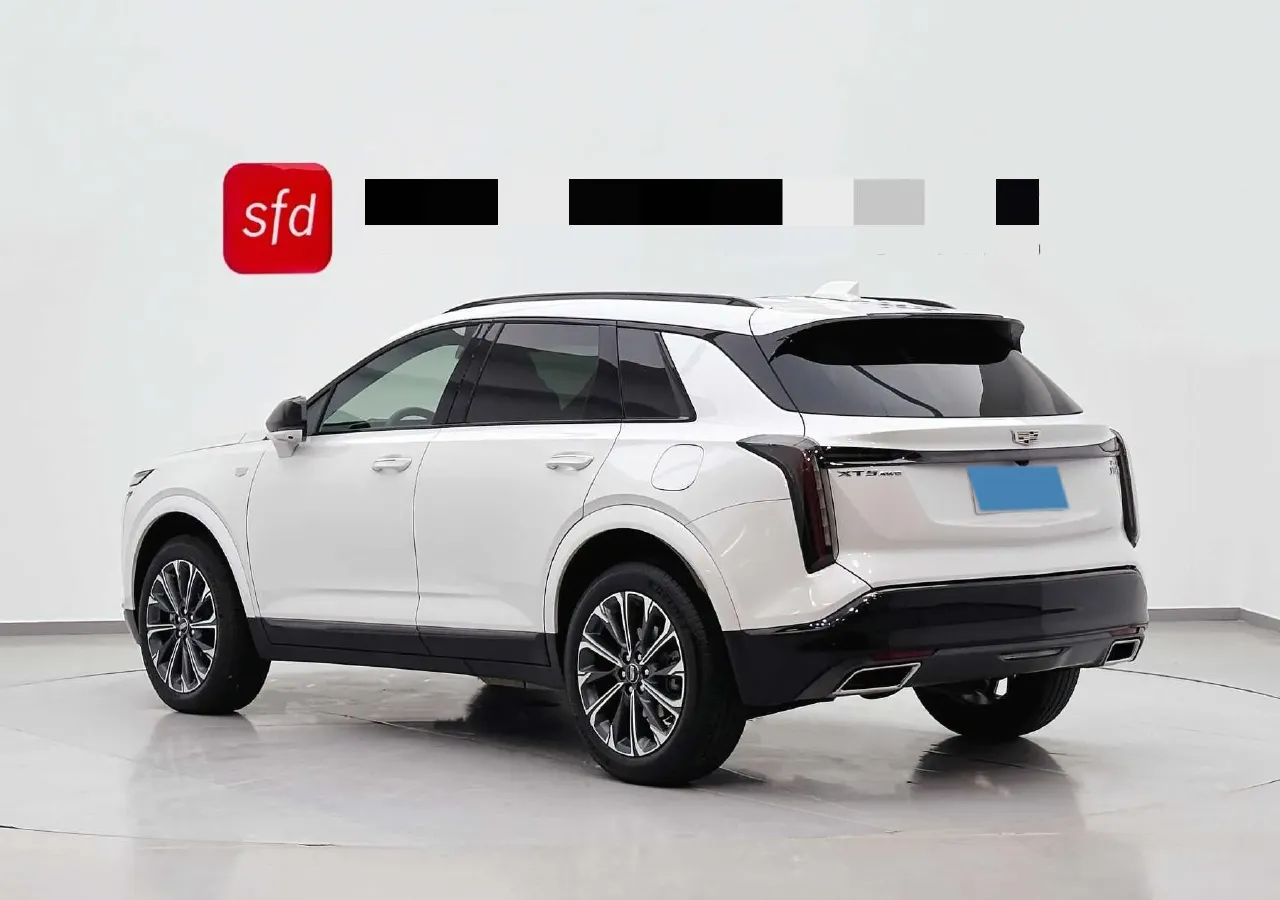 2025 Cadillac XT5 2.0T 237HP L4 9AT,autocango,china used car exporter,china ev exporter,chinese used car exporter,chinese used ev exporter