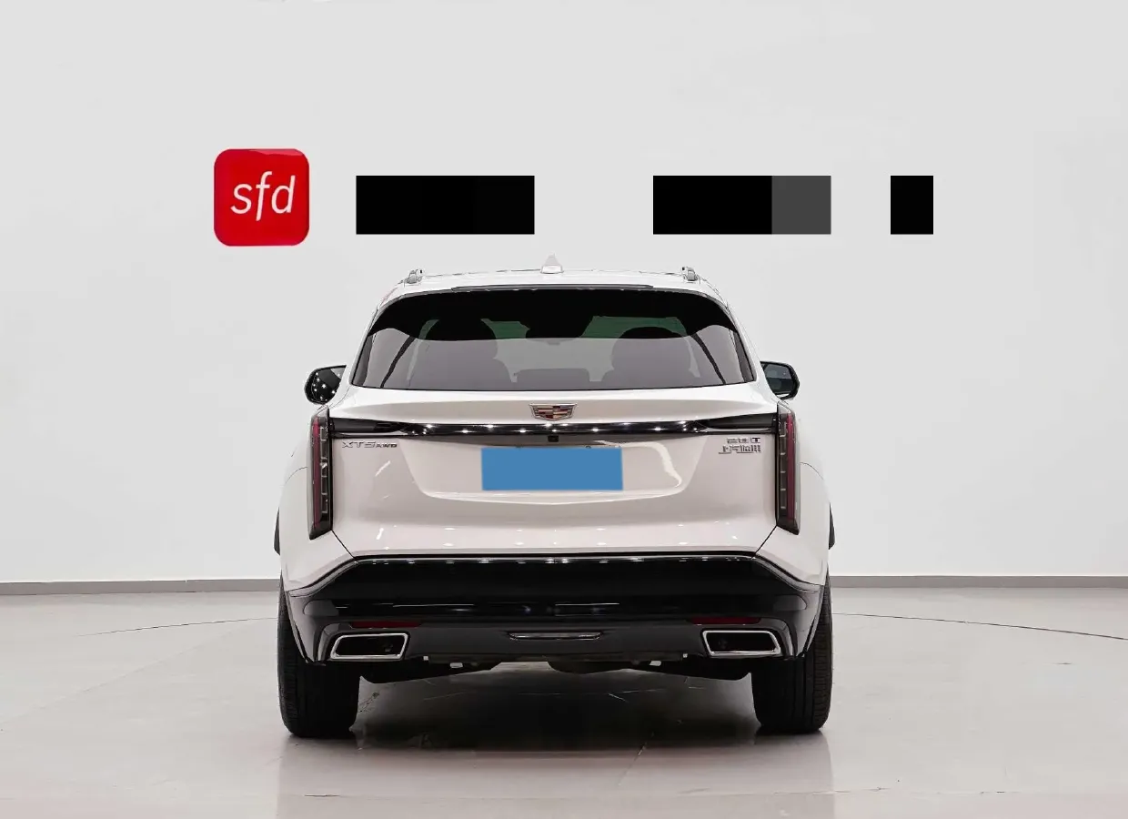 2025 Cadillac XT5 2.0T 237HP L4 9AT,autocango,china used car exporter,china ev exporter,chinese used car exporter,chinese used ev exporter