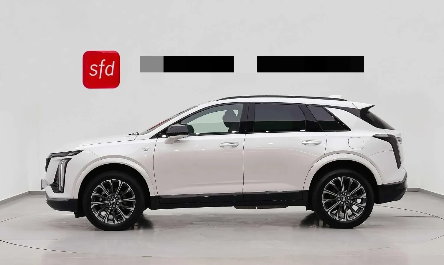 2025 Cadillac XT5 2.0T 237HP L4 9AT,autocango,china used car exporter,china ev exporter,chinese used car exporter,chinese used ev exporter