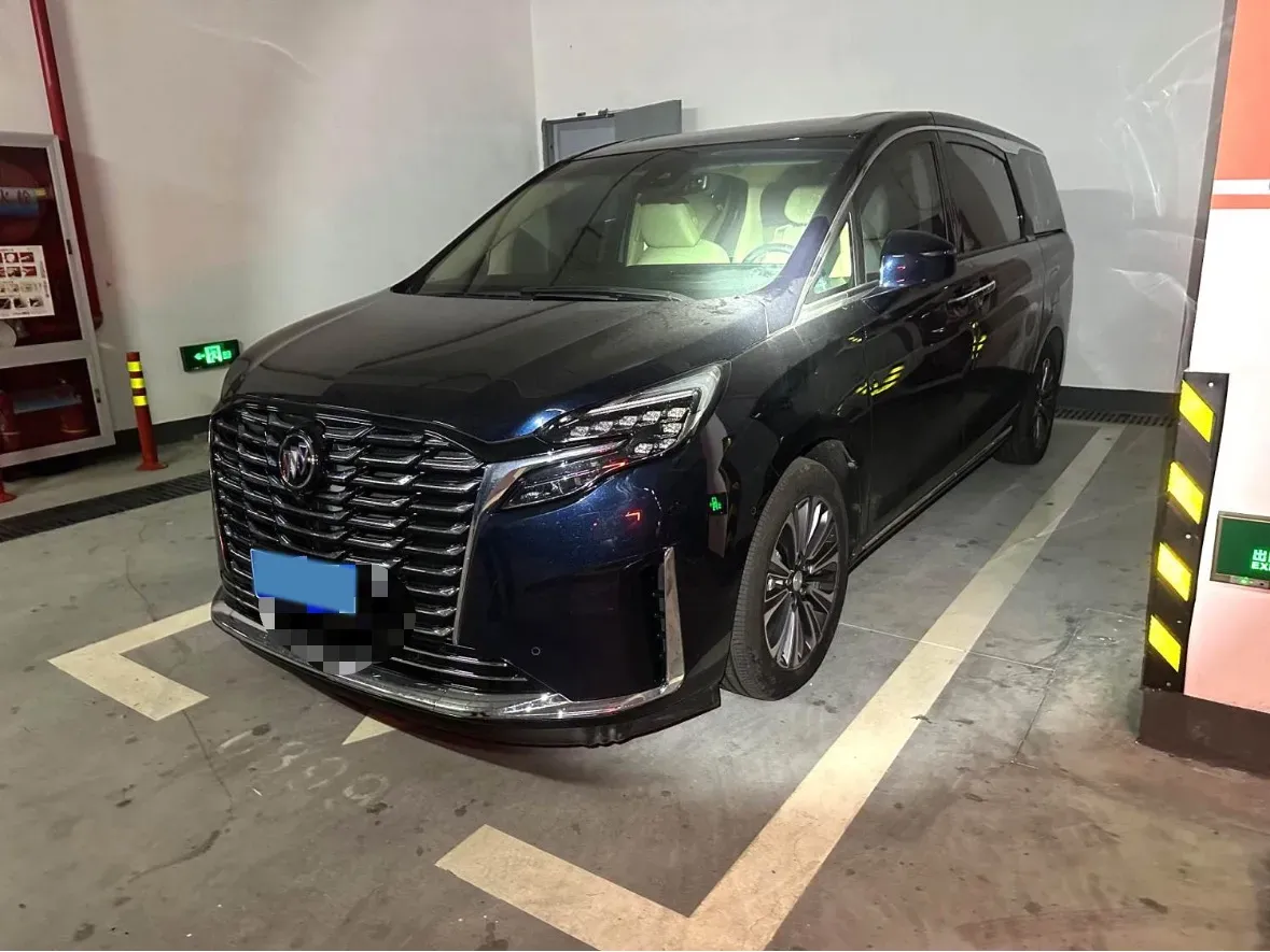 2023 Buick GL8 2.0T 237HP L4 9AT,autocango,china used car exporter,china ev exporter,chinese used car exporter,chinese used ev exporter