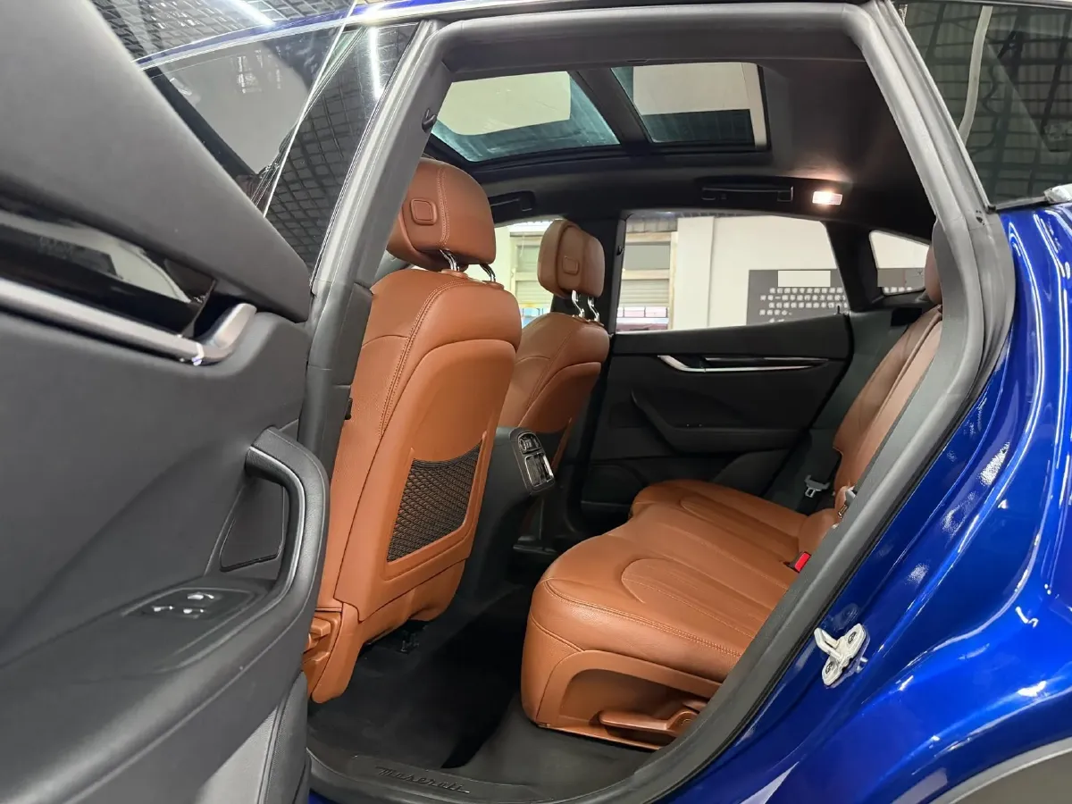 2018 Jaguar XJ 3.0T 340HP V6 8AT,autocango,china used car exporter,china ev exporter,chinese used car exporter,chinese used ev exporter