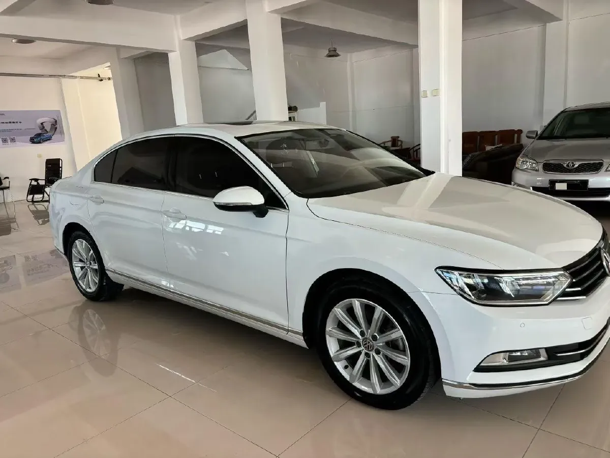 2018 Volkswagen Magotan 1.8T 180HP L4 7DCT,autocango,china used car exporter,china ev exporter,chinese used car exporter,chinese used ev exporter