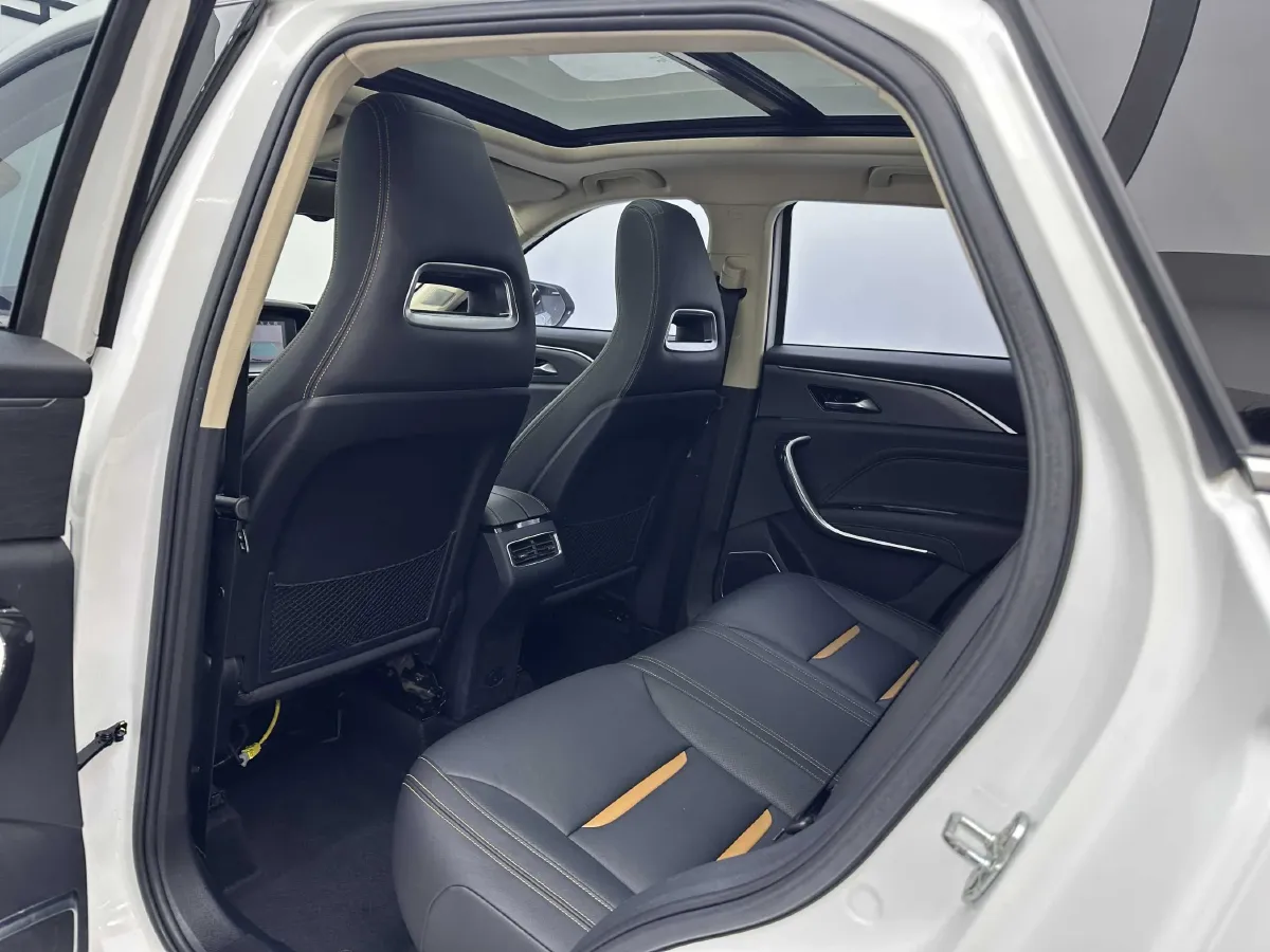 2020 Bestune T77 1.5T 169HP L4 7DCT,autocango,china used car exporter,china ev exporter,chinese used car exporter,chinese used ev exporter