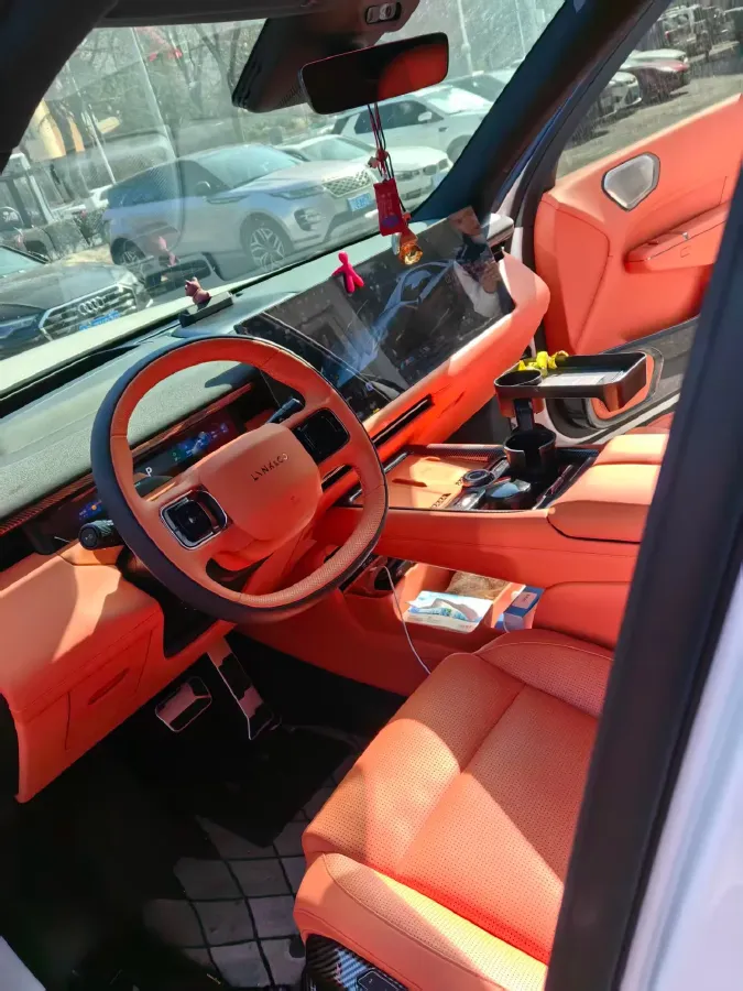 2025 LYNK&CO 900 2.0T 254HP L4 3DHT PHEV,autocango,china used car exporter,china ev exporter,chinese used car exporter,chinese used ev exporter