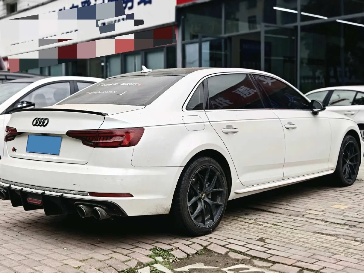 2019 Audi A4L 2.0T 190HP L4 7DCT,autocango,china used car exporter,china ev exporter,chinese used car exporter,chinese used ev exporter
