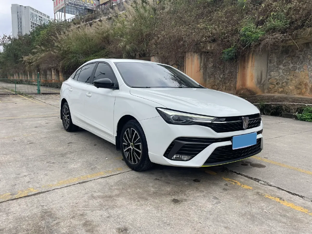 2021 Roewe i5 1.5L 120HP L4 CVT,autocango,china used car exporter,china ev exporter,chinese used car exporter,chinese used ev exporter