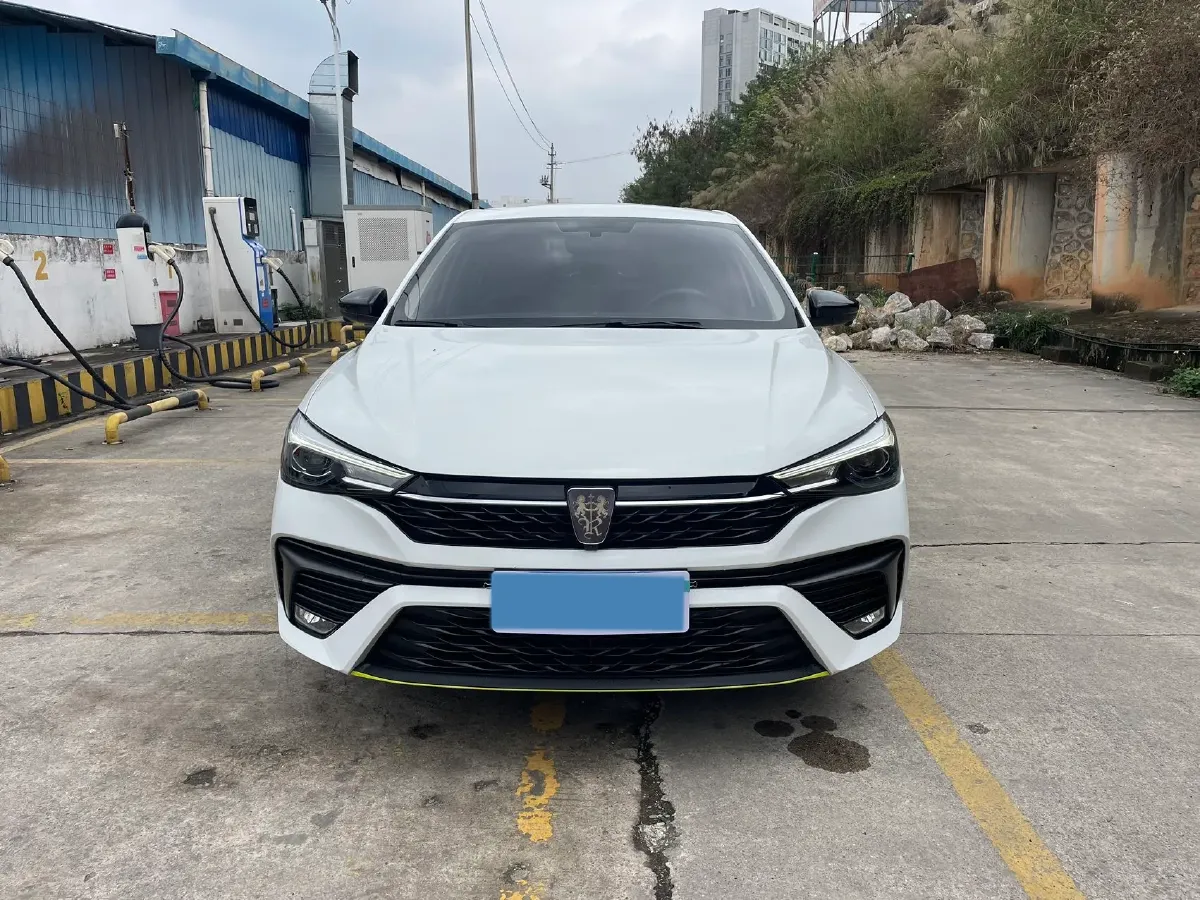 2021 Roewe i5 1.5L 120HP L4 CVT,autocango,china used car exporter,china ev exporter,chinese used car exporter,chinese used ev exporter