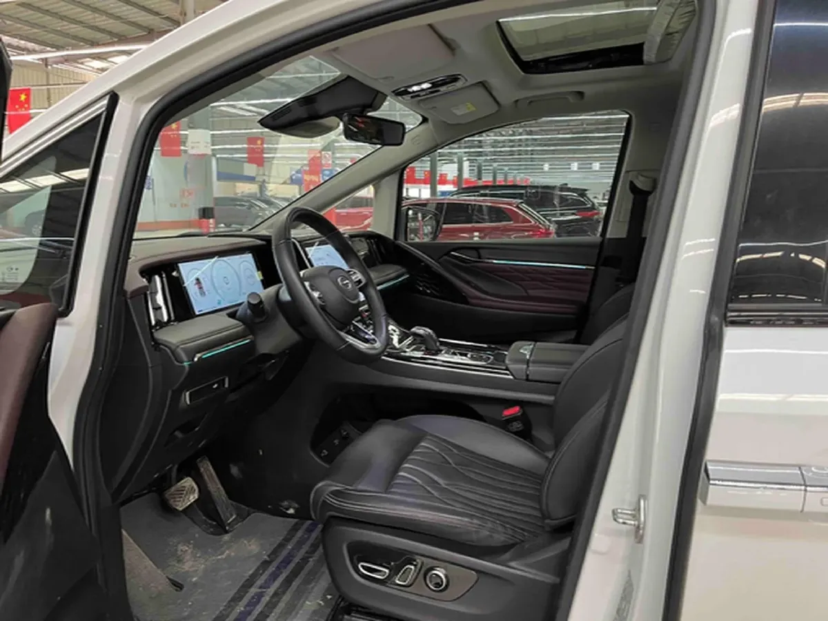 2024 GAC Trumpchi M8 2.0T 252HP L4 8AT,autocango,china used car exporter,china ev exporter,chinese used car exporter,chinese used ev exporter