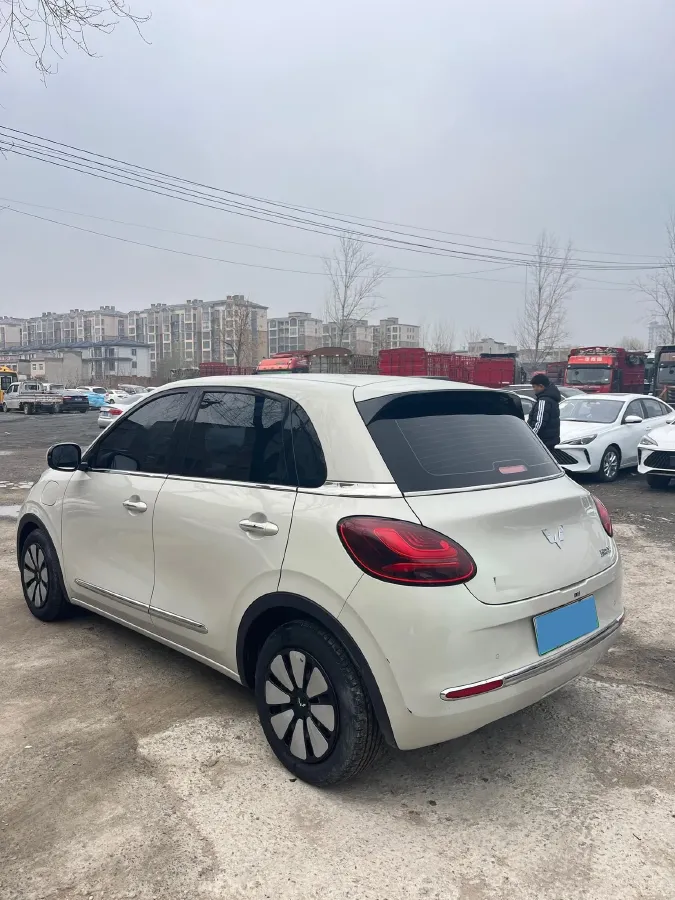 2023 WuLing BinGuo BEV 31.9KWH,autocango,china used car exporter,china ev exporter,chinese used car exporter,chinese used ev exporter