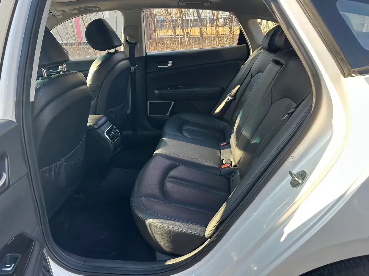 2019 Kia K5 2.0L 161HP L4 6AT,autocango,china used car exporter,china ev exporter,chinese used car exporter,chinese used ev exporter