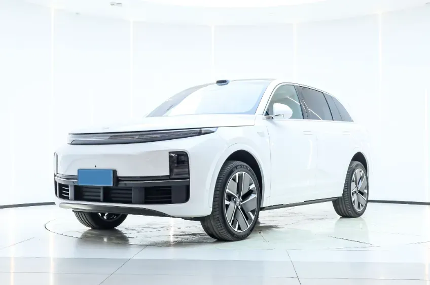 2025 Li L7 Range Extended 154HP REEV,autocango,china used car exporter,china ev exporter,chinese used car exporter,chinese used ev exporter