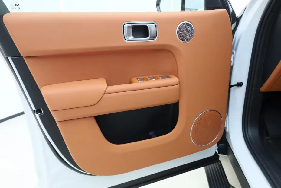 2025 Li L7 Range Extended 154HP REEV,autocango,china used car exporter,china ev exporter,chinese used car exporter,chinese used ev exporter