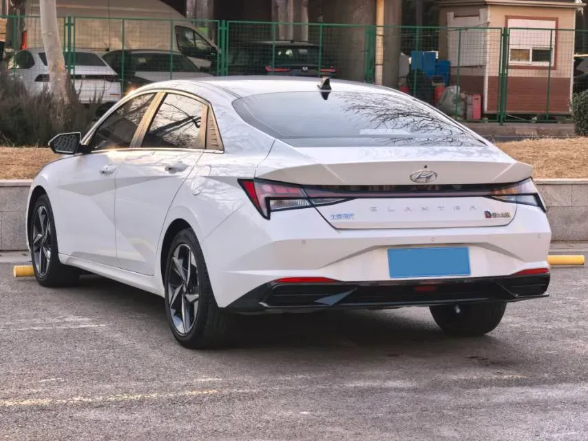 2021 Hyundai Elantra 1.5L 115HP L4 CVT,autocango,china used car exporter,china ev exporter,chinese used car exporter,chinese used ev exporter