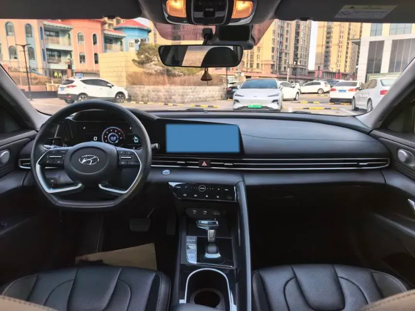 2021 Hyundai Elantra 1.5L 115HP L4 CVT,autocango,china used car exporter,china ev exporter,chinese used car exporter,chinese used ev exporter