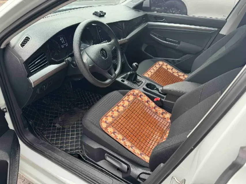 2020 Volkswagen Bora 1.5L 113HP L4 5MT,autocango,china used car exporter,china ev exporter,chinese used car exporter,chinese used ev exporter