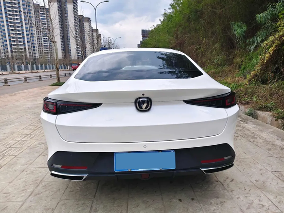 2024 ChangAn Eado 1.5T 170HP L4 7DCT,autocango,china used car exporter,china ev exporter,chinese used car exporter,chinese used ev exporter