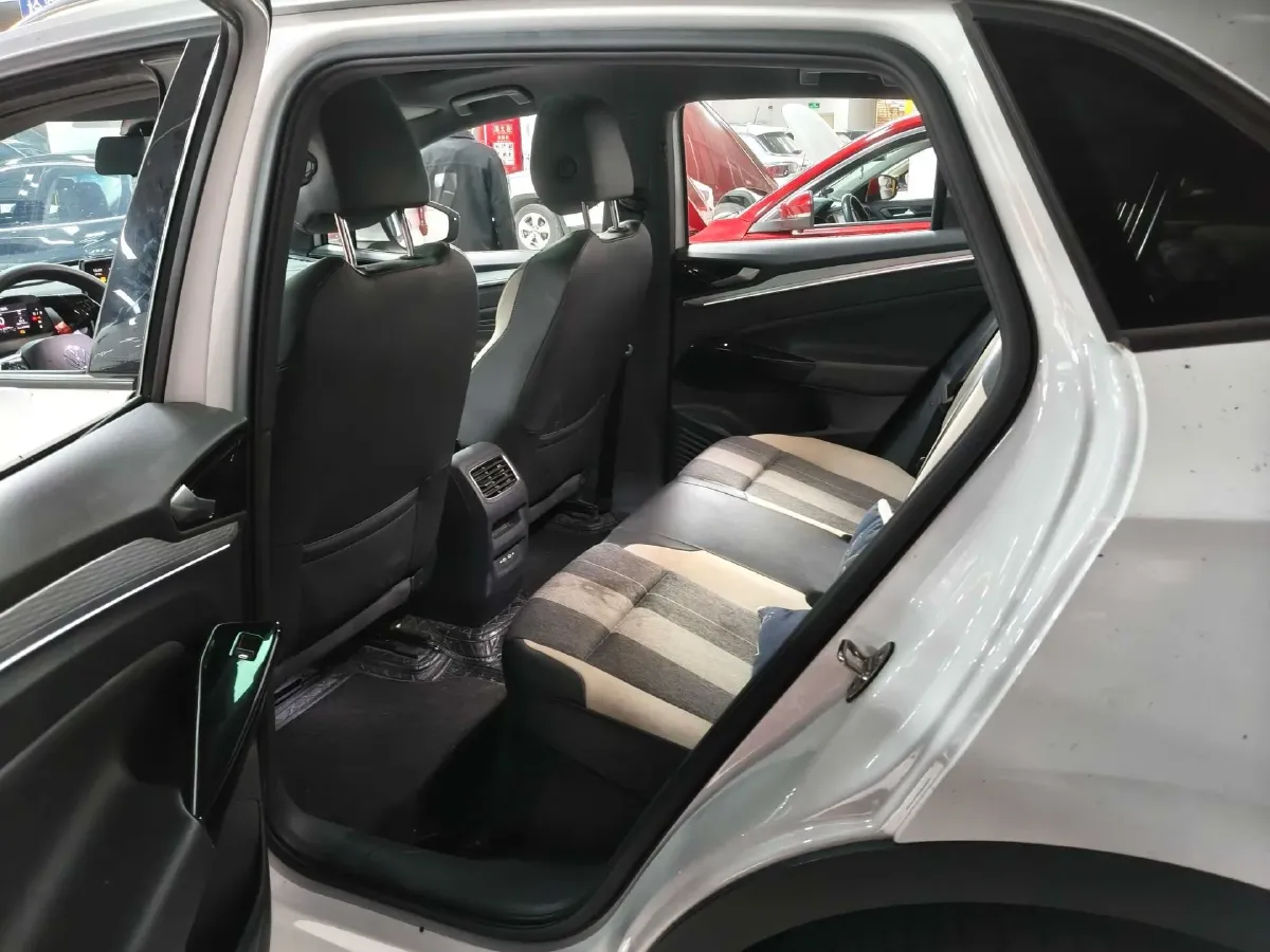 2022 Chevrolet Menlo BEV 61.1KWH,autocango,china used car exporter,china ev exporter,chinese used car exporter,chinese used ev exporter