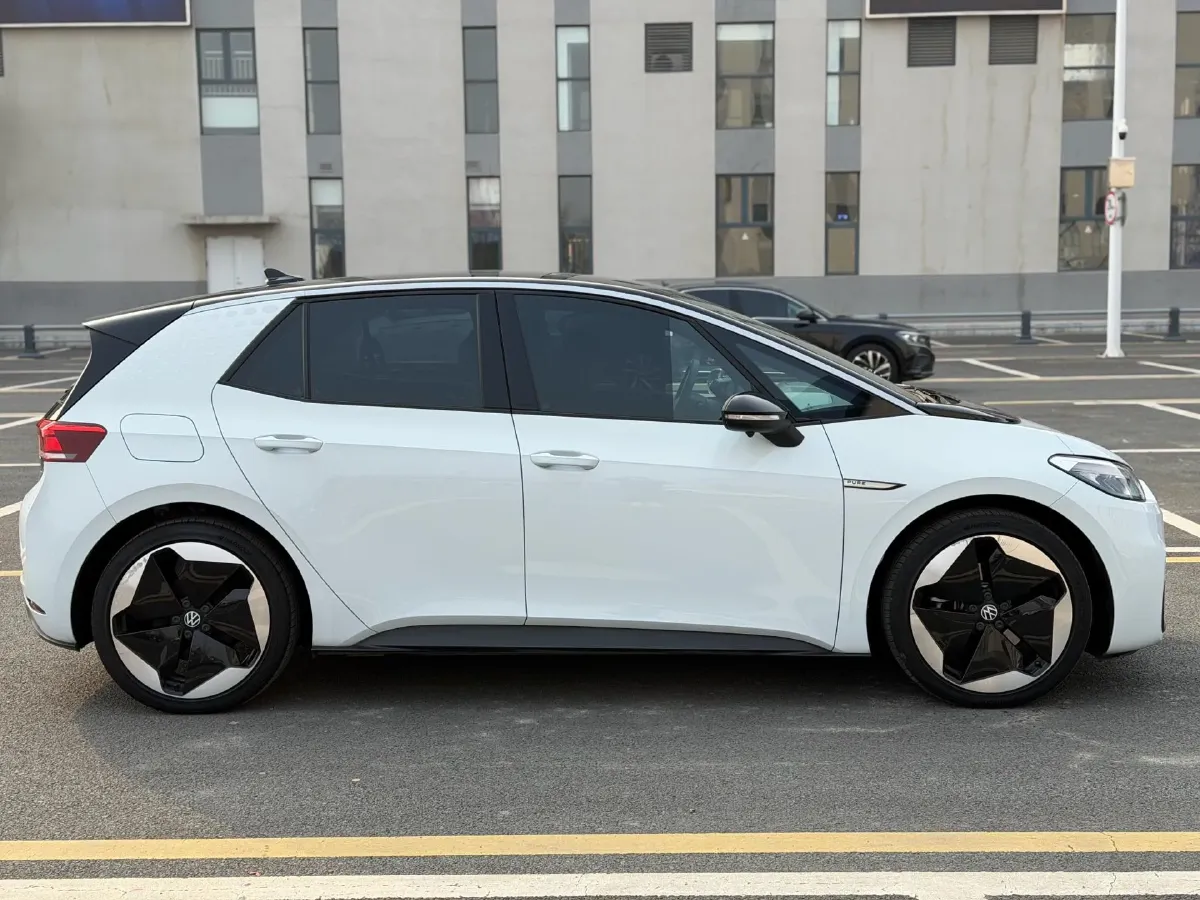 2023 Volkswagen ID.3 BEV 52.8KWH,autocango,china used car exporter,china ev exporter,chinese used car exporter,chinese used ev exporter