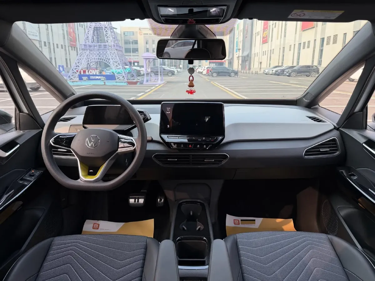 2023 Volkswagen ID.3 BEV 52.8KWH,autocango,china used car exporter,china ev exporter,chinese used car exporter,chinese used ev exporter