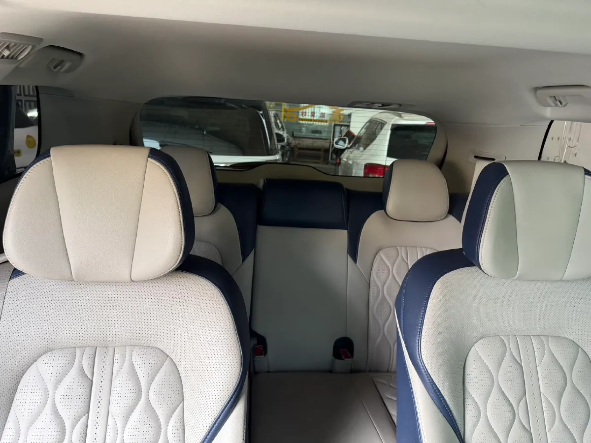 2021 Buick GL8 2.0T 237HP L4 9AT,autocango,china used car exporter,china ev exporter,chinese used car exporter,chinese used ev exporter