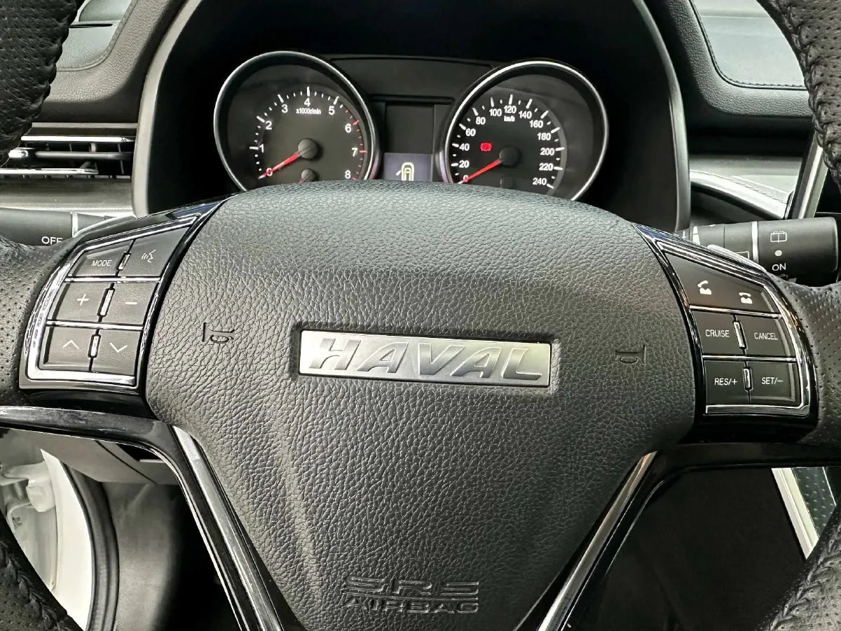 2021 Haval M6 1.5T 150HP L4 7DCT,autocango,china used car exporter,china ev exporter,chinese used car exporter,chinese used ev exporter