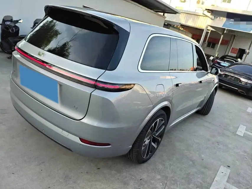 2022 Li L9 Range Extended 154HP REEV 42.6KWH,autocango,china used car exporter,china ev exporter,chinese used car exporter,chinese used ev exporter