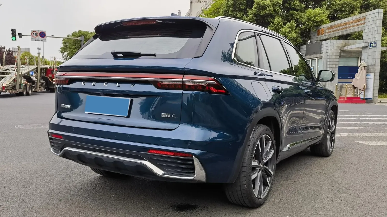 2021 Geely Monjaro 2.0T 218HP L4 7DCT,autocango,china used car exporter,china ev exporter,chinese used car exporter,chinese used ev exporter