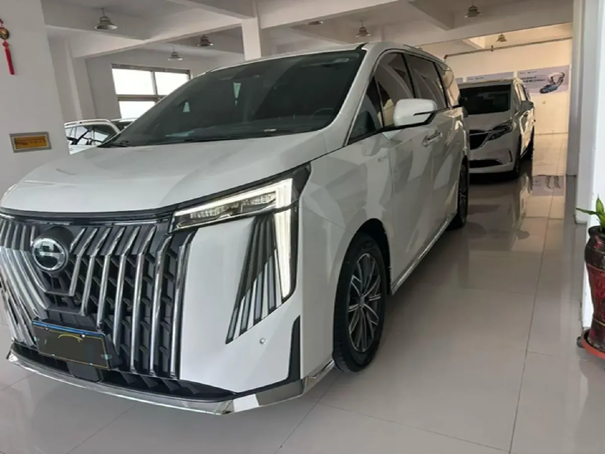 2024 GAC Trumpchi M8 2.0T 252HP L4 8AT,autocango,china used car exporter,china ev exporter,chinese used car exporter,chinese used ev exporter