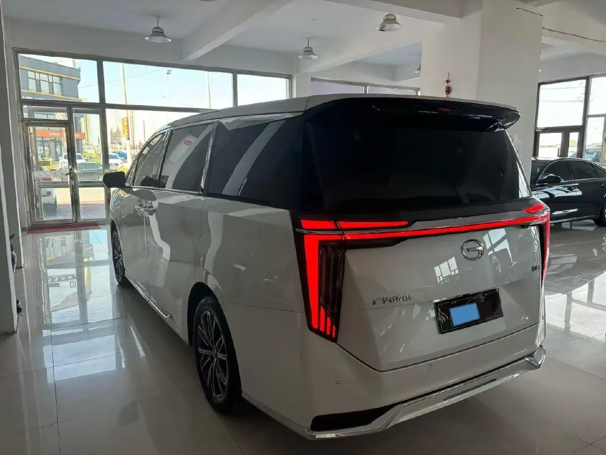 2024 GAC Trumpchi M8 2.0T 252HP L4 8AT,autocango,china used car exporter,china ev exporter,chinese used car exporter,chinese used ev exporter